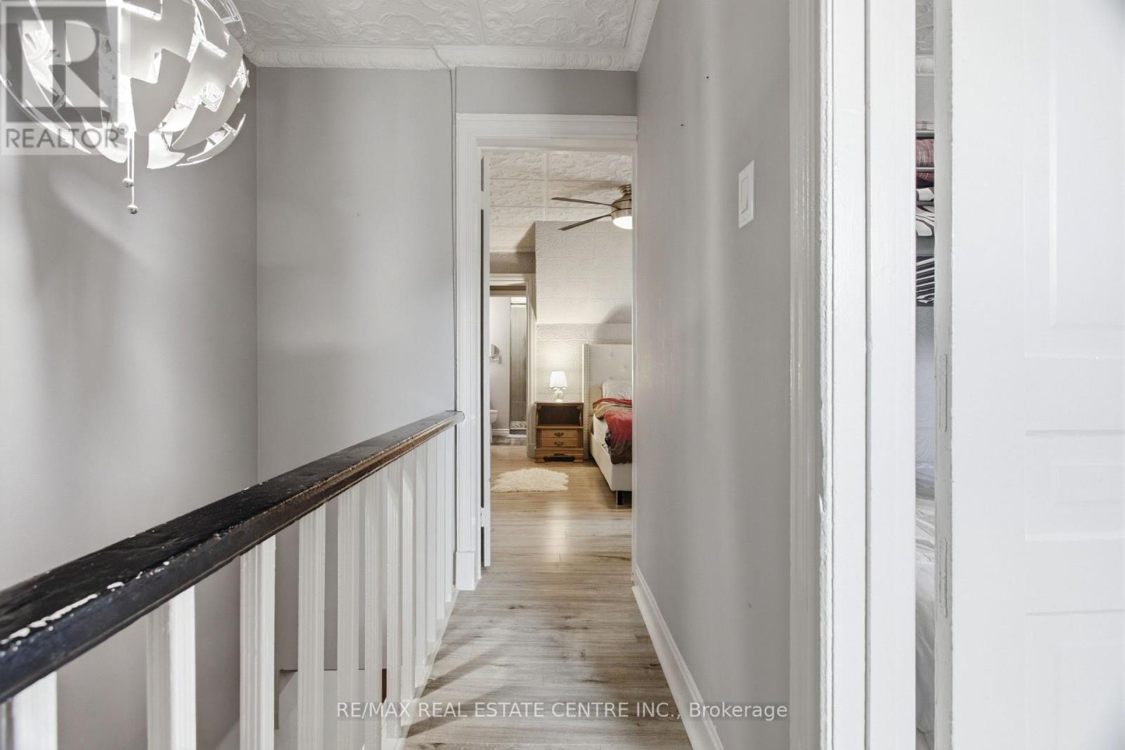 1108 QUEENSTON ROAD - 21