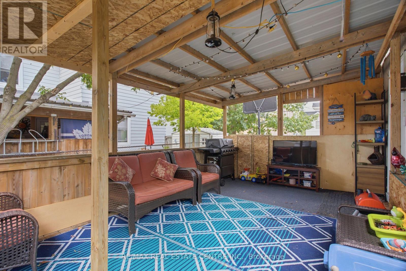 1108 QUEENSTON ROAD - 31