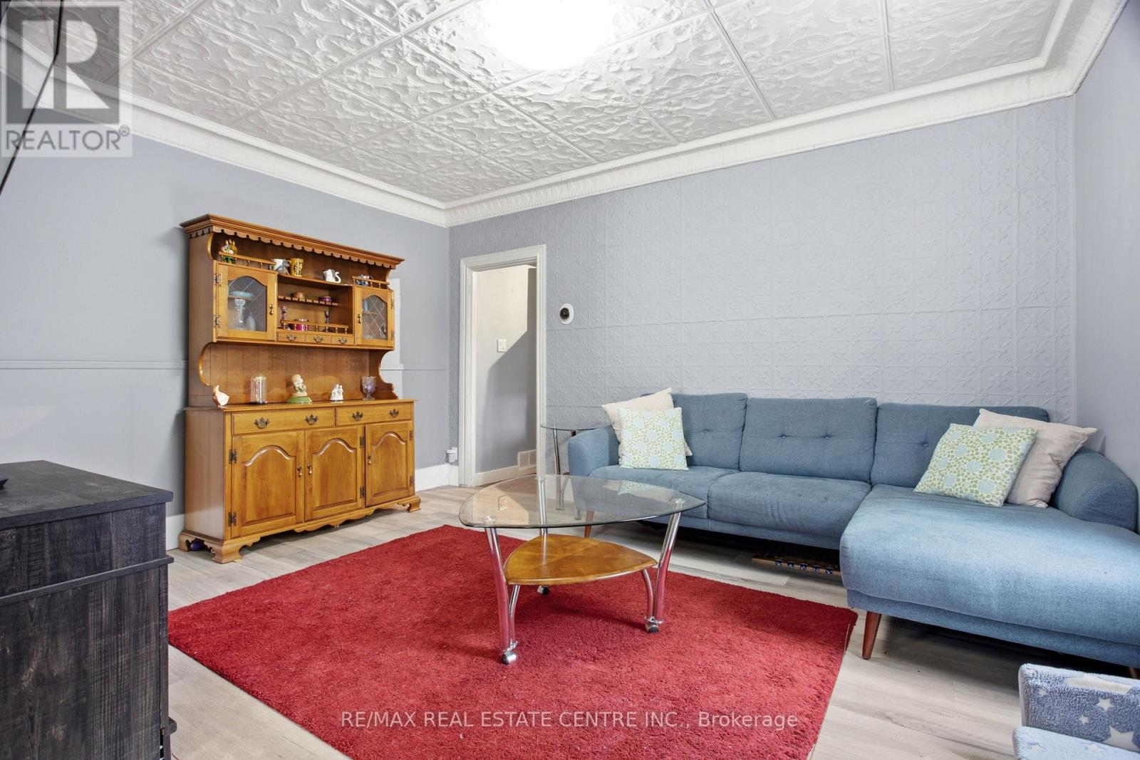 1108 QUEENSTON ROAD - 8