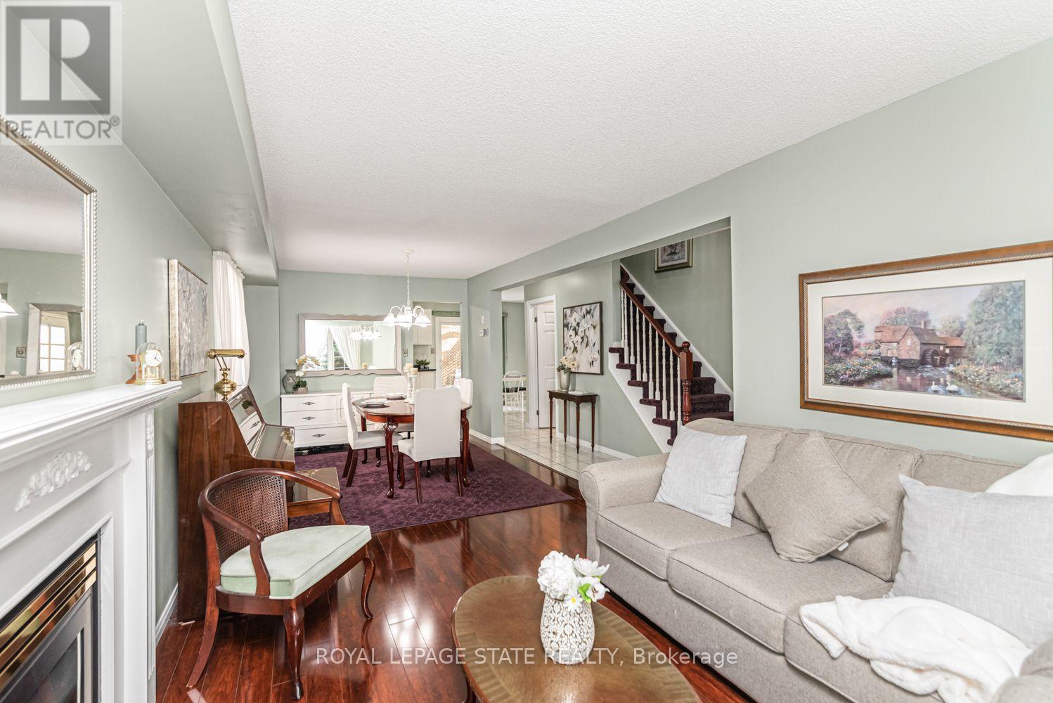 10 RICHVIEW DRIVE - 10