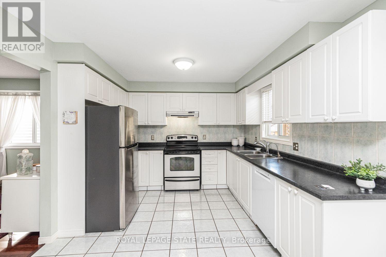 10 RICHVIEW DRIVE - 20