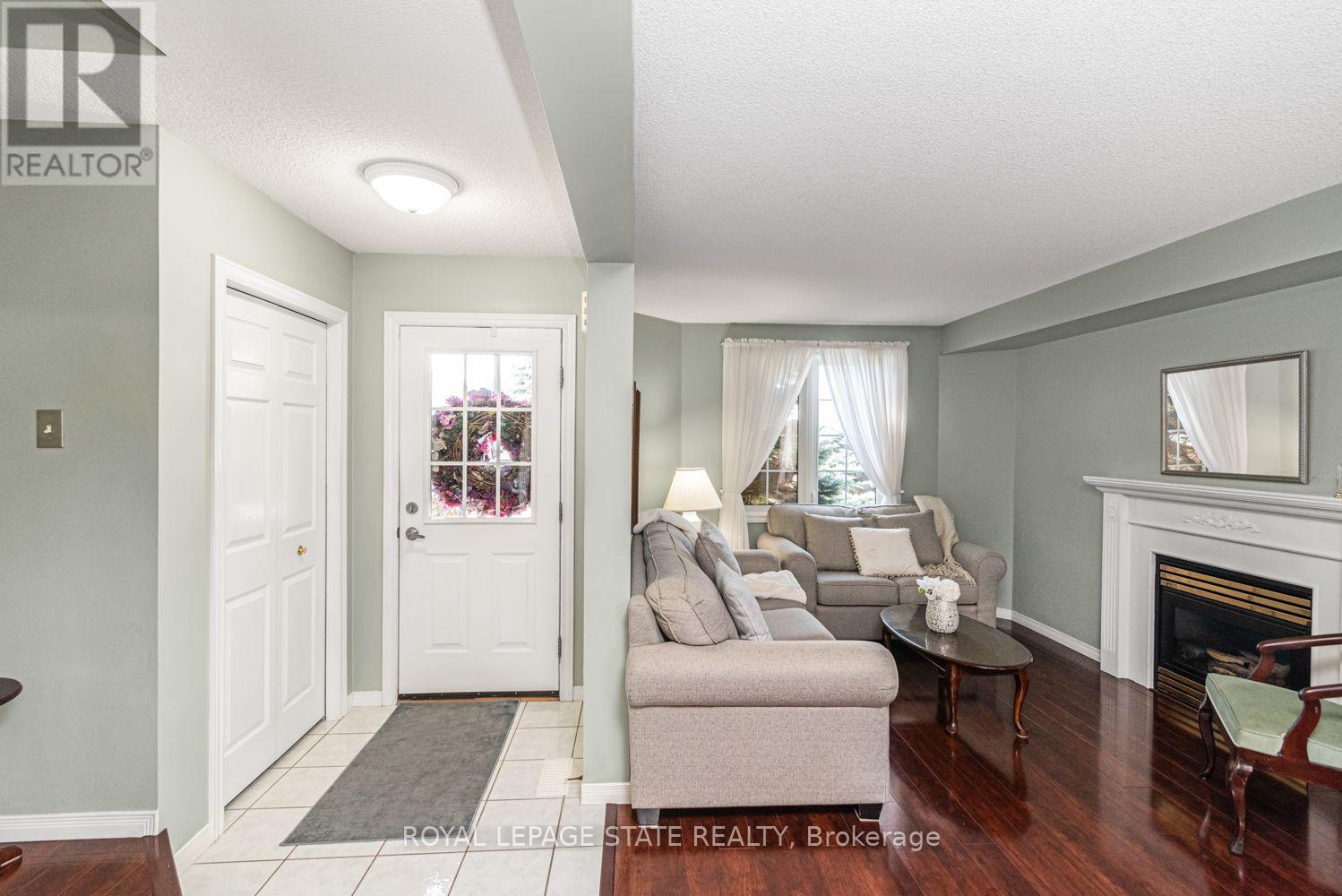 10 RICHVIEW DRIVE - 7