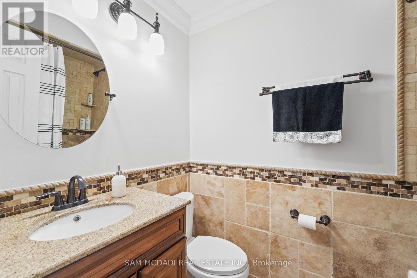 2 SHERMAN DRIVE - Image 22