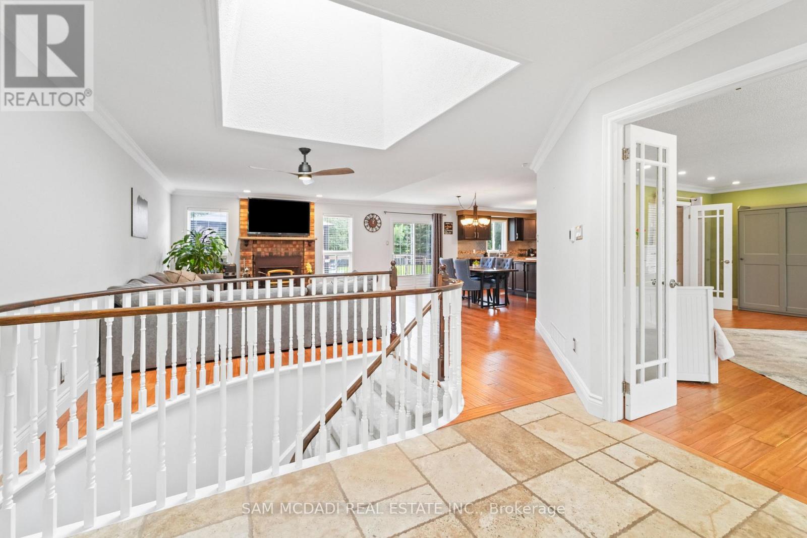2 SHERMAN DRIVE - 5