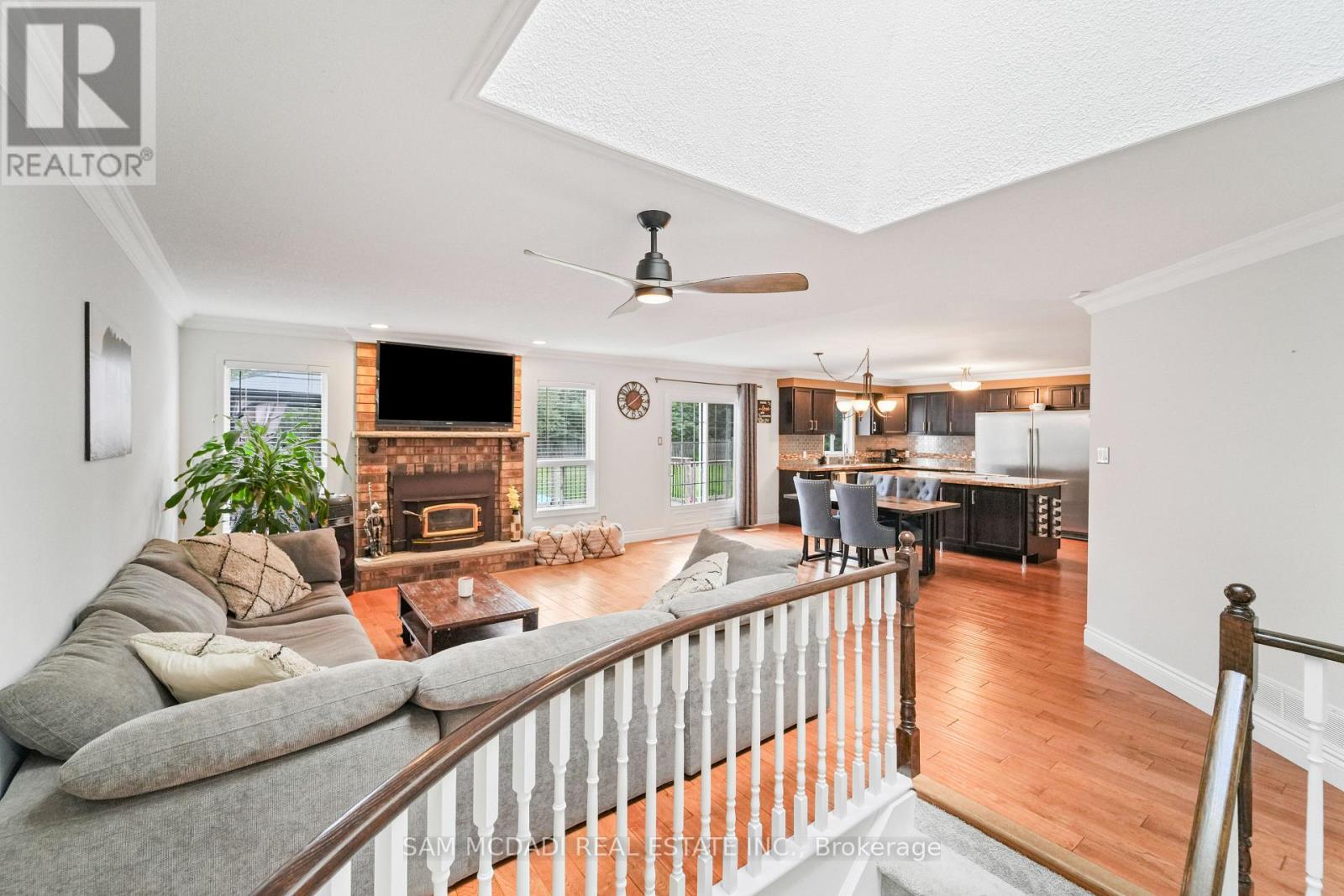 2 SHERMAN DRIVE - 6