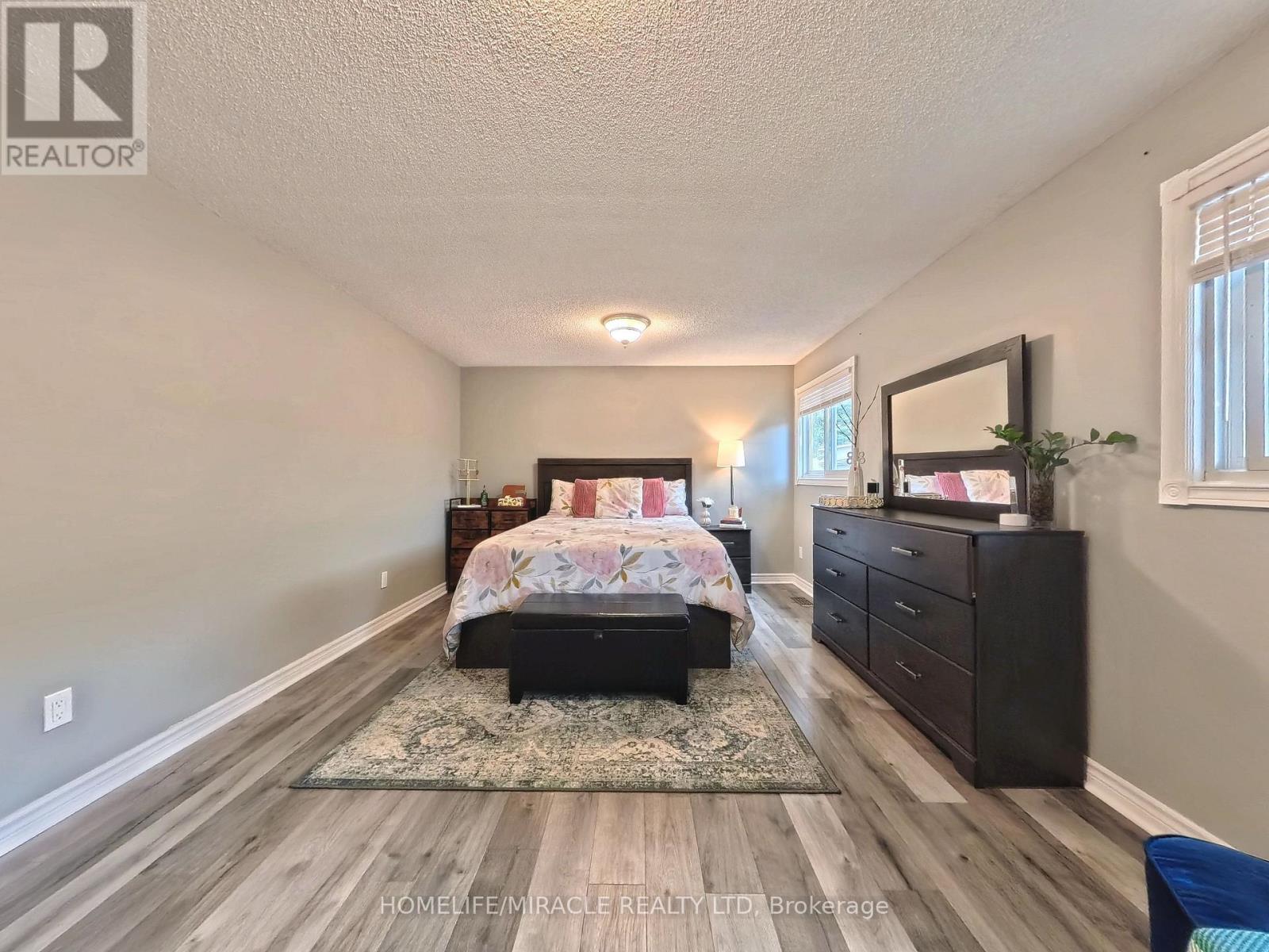 380 GRANGEWOOD DRIVE - 23