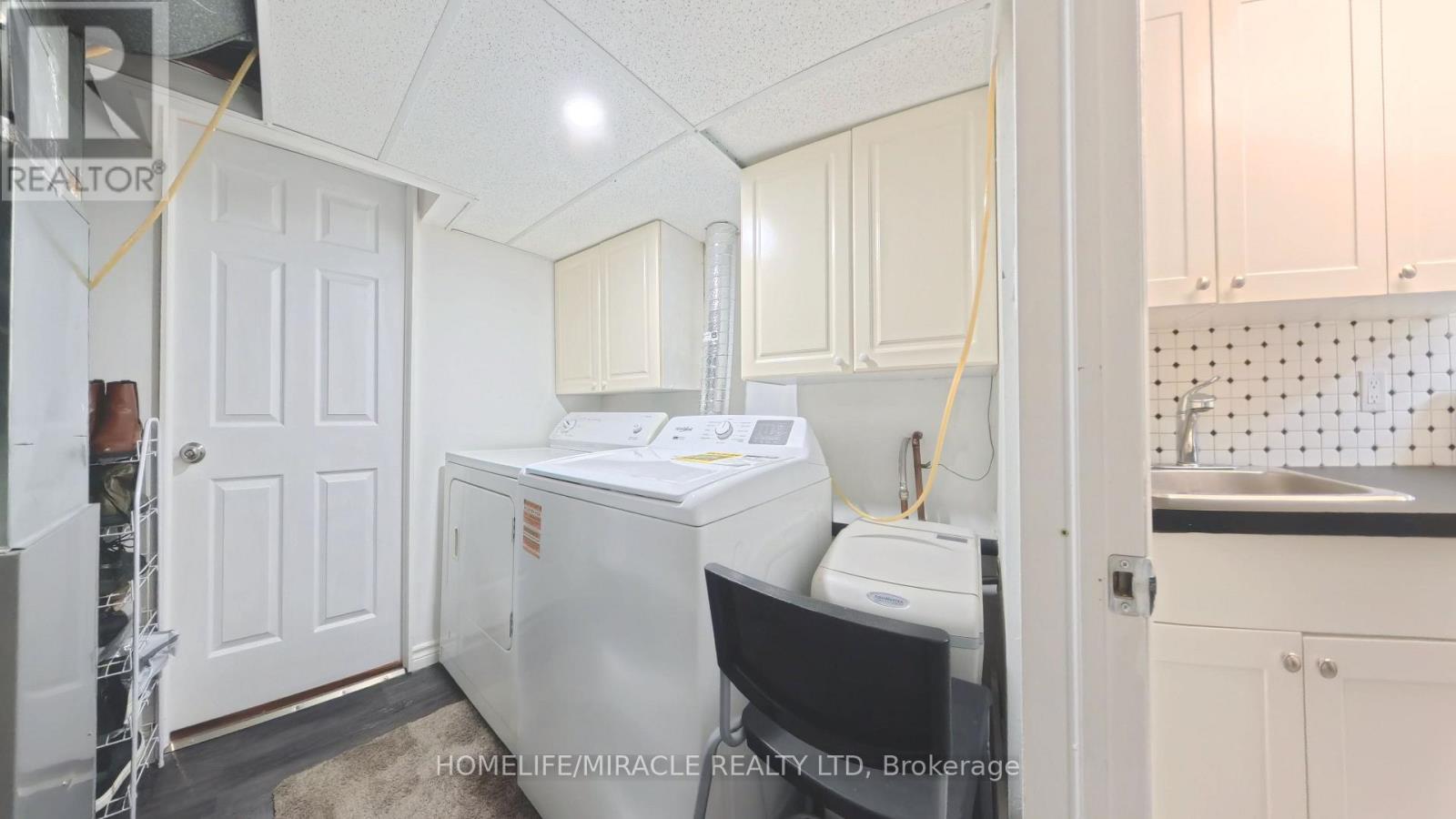 380 GRANGEWOOD DRIVE - 41