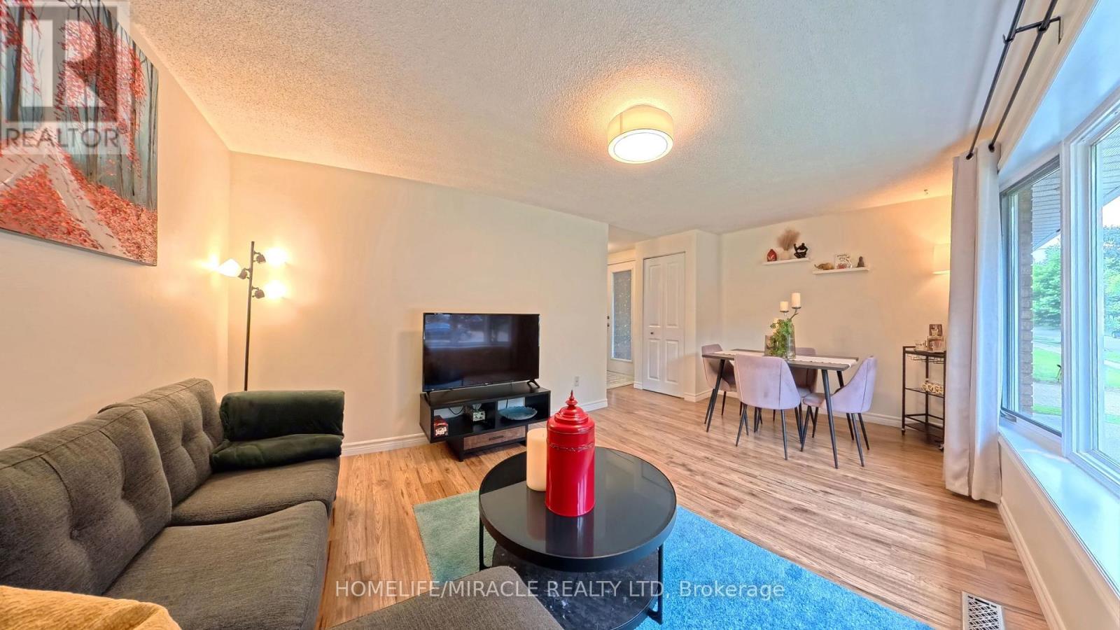 380 GRANGEWOOD DRIVE - 9