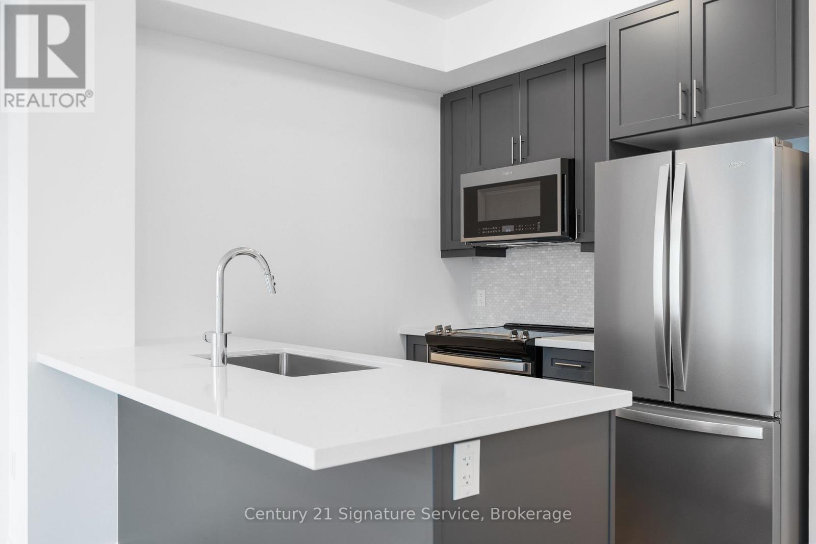 #1013 470 DUNDAS STREET E - 11