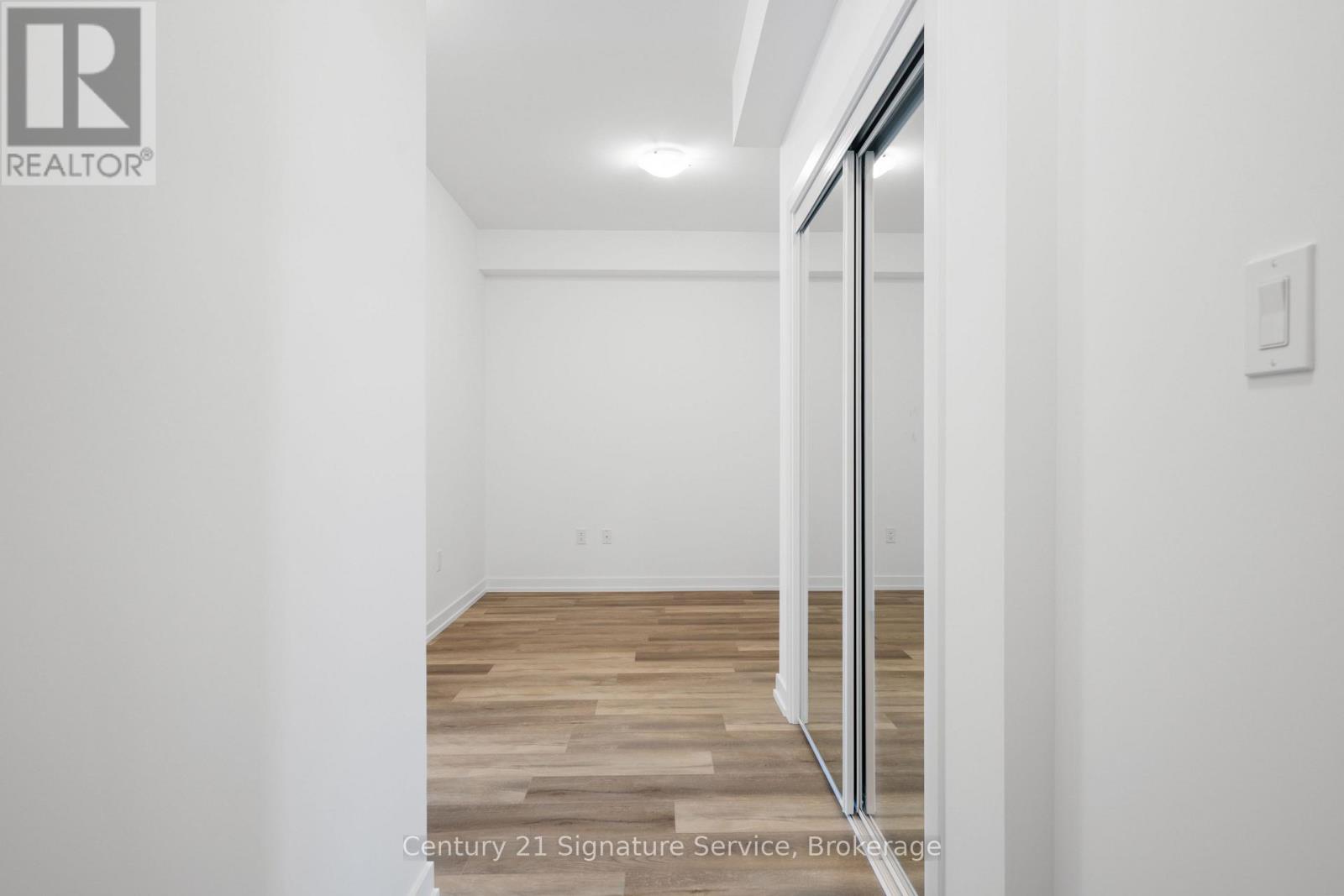 #1013 470 DUNDAS STREET E - 7