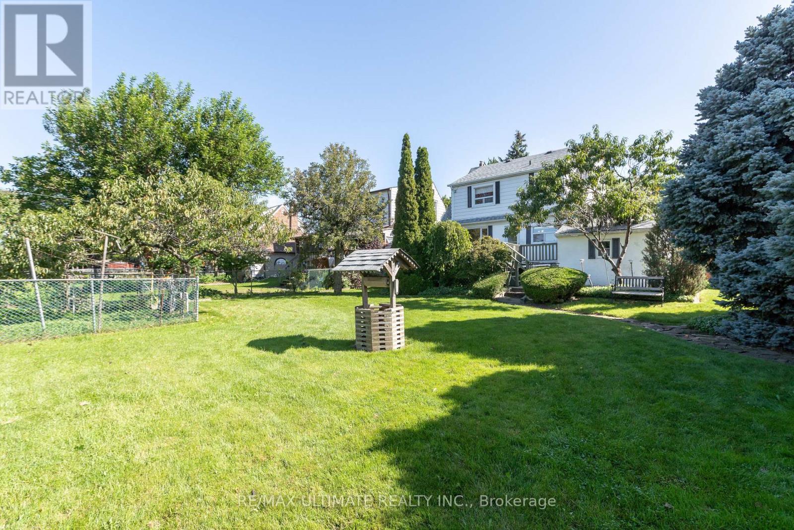 6 REDBERRY PARKWAY - 37