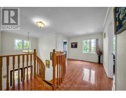 384 Spruce Grove Crescent, Newmarket, ON L3X2X3 Photo 12
