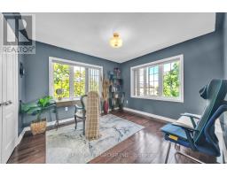 384 Spruce Grove Crescent, Newmarket, ON L3X2X3 Photo 18