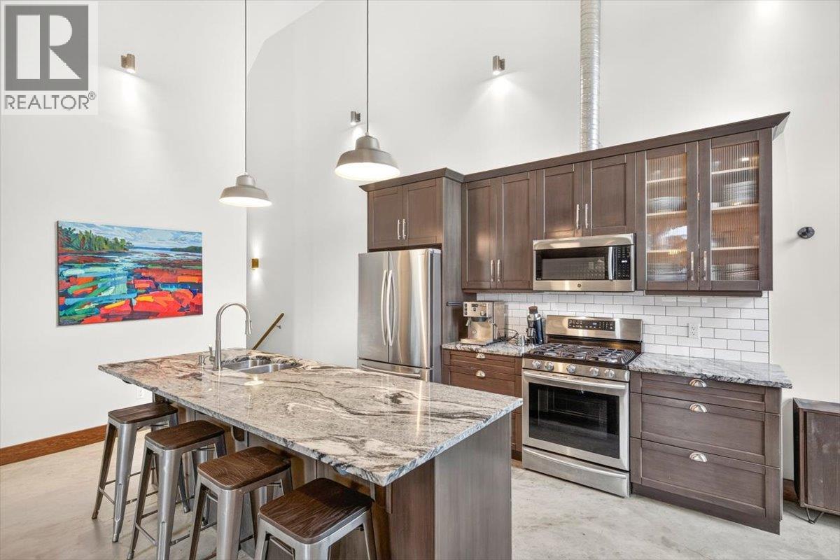 #4 392 4TH Avenue - Image 13