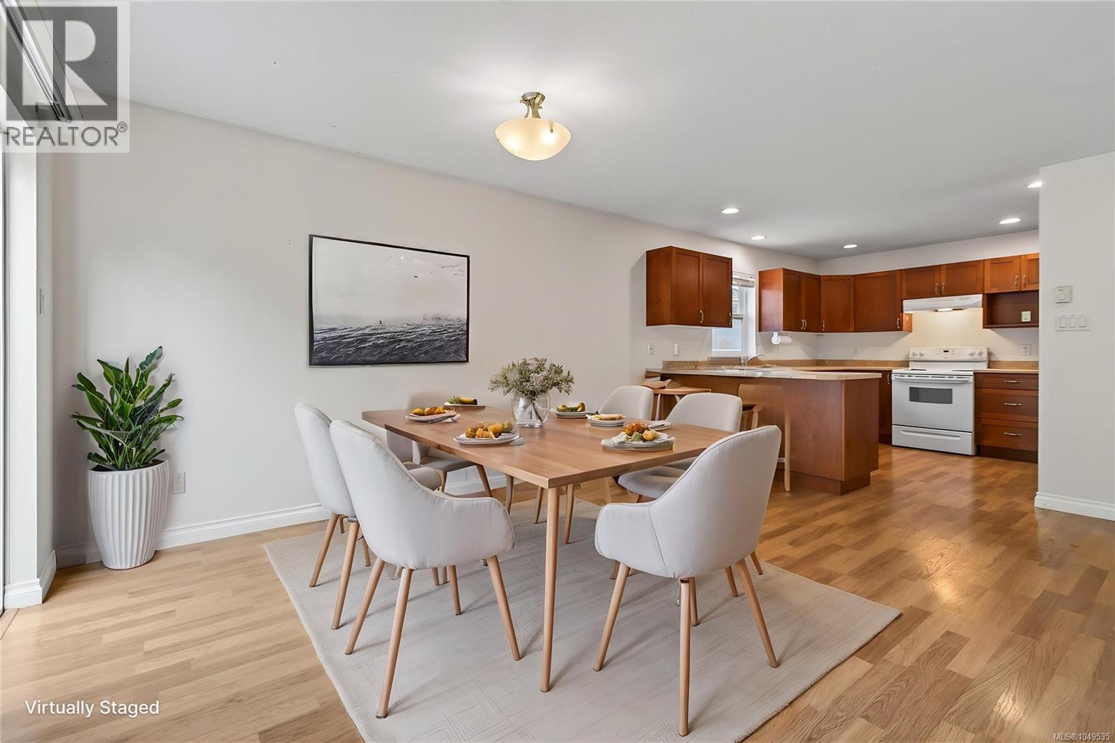 2729 Kendal Ave - Image 11
