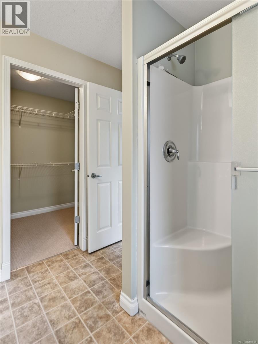 2729 Kendal Ave - Image 23