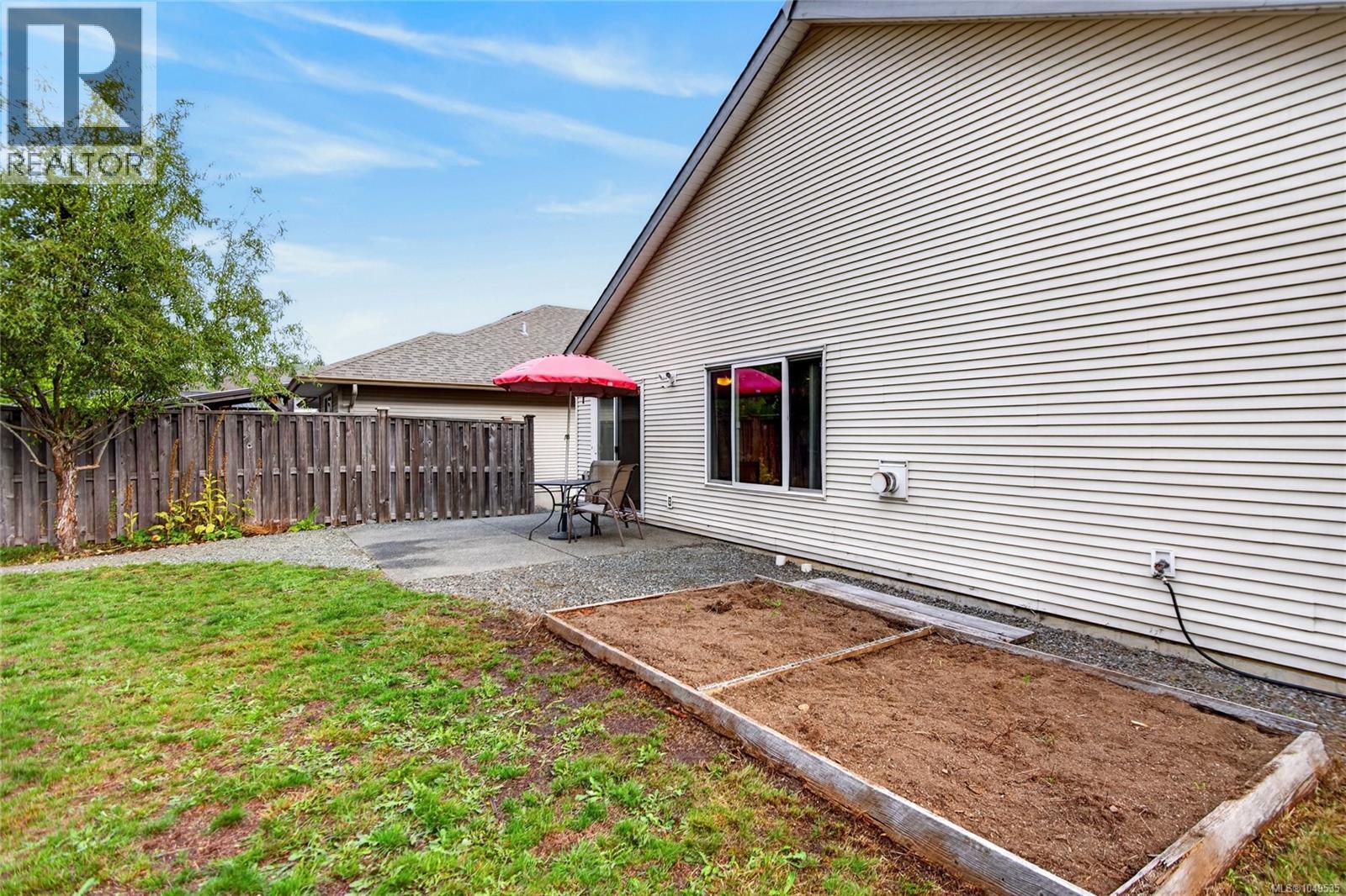 2729 Kendal Ave - 38