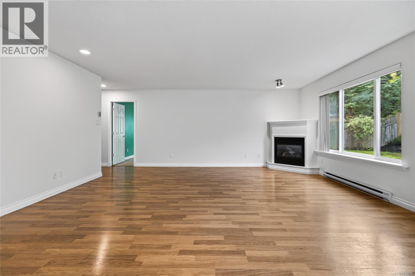 2729 Kendal Ave - Image 8