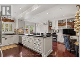 1230 Cornerbrook Place, Mississauga, ON L5C3J4 Photo 11