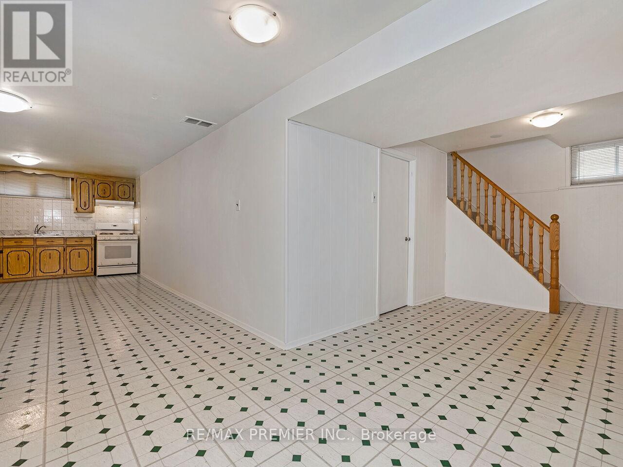 108 THISTLE DOWN BOULEVARD - 24