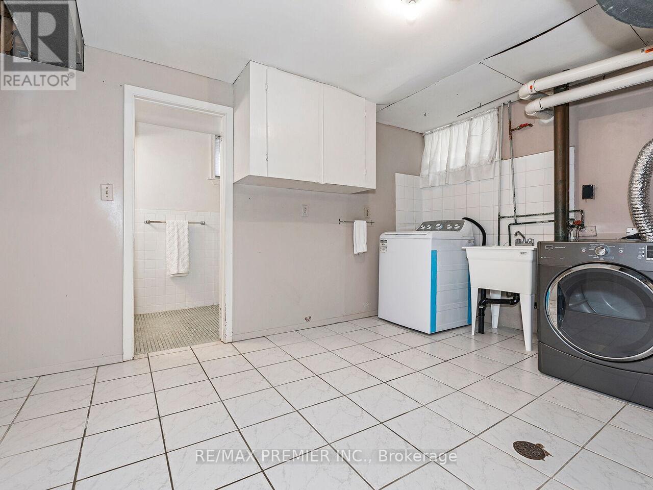 108 THISTLE DOWN BOULEVARD - Image 35