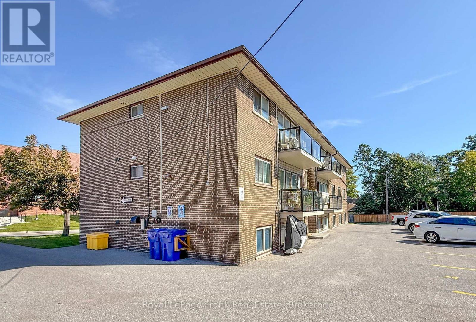 300 ATHOL STREET, Whitby (Downtown Whitby) — photo 7