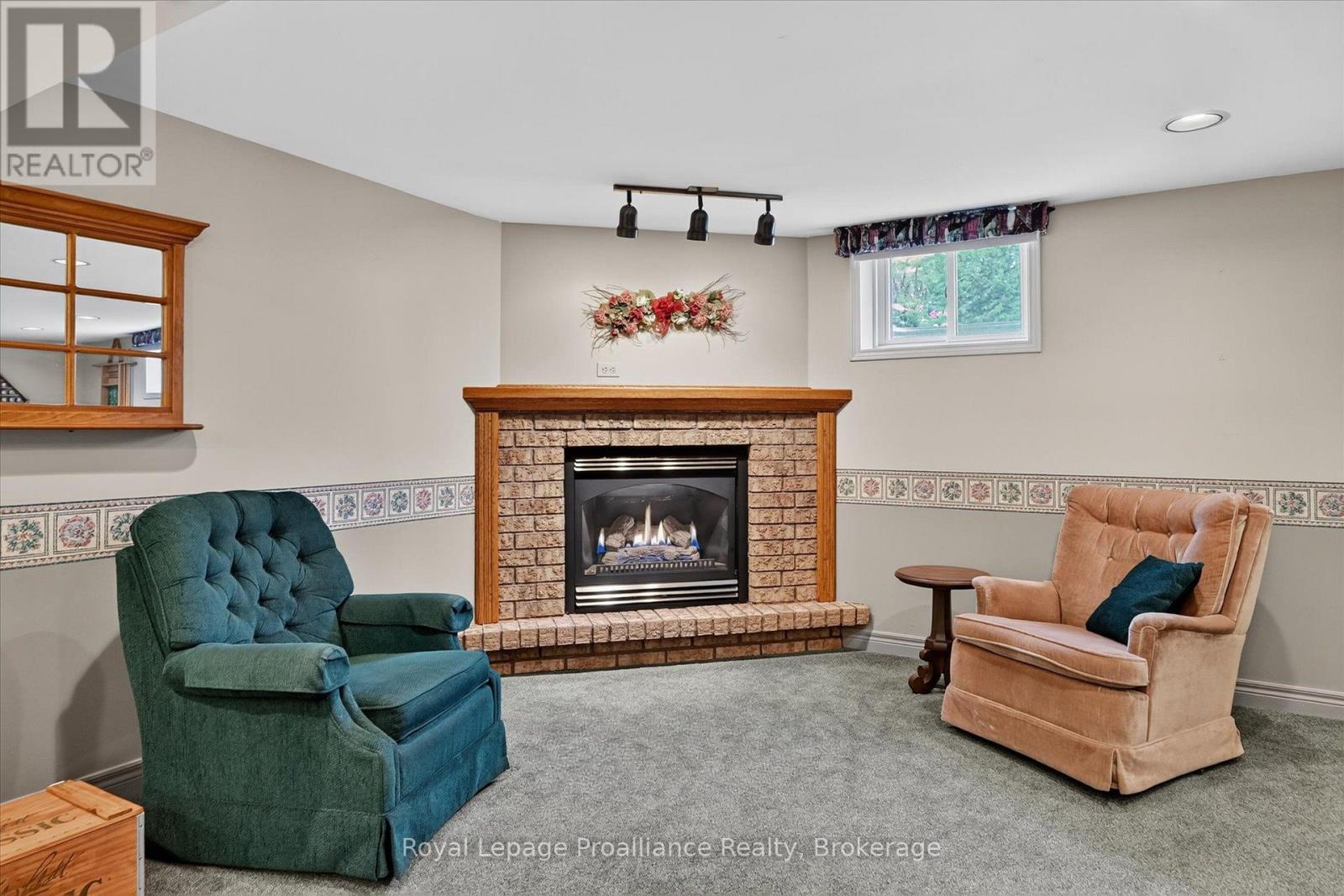 1296 HUDSON STREET - 26