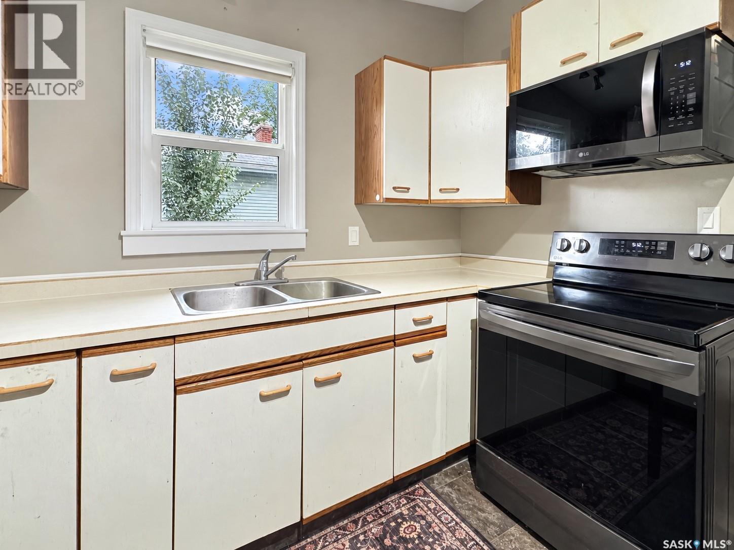 1552 99th STREET - Image 10