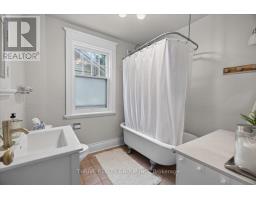 251 Ridout Street S, London South, ON N6C3Y5 Photo 23