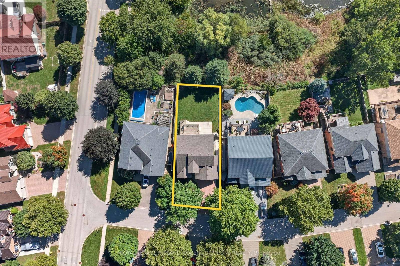 375 KINGBIRD COURT - Image 39