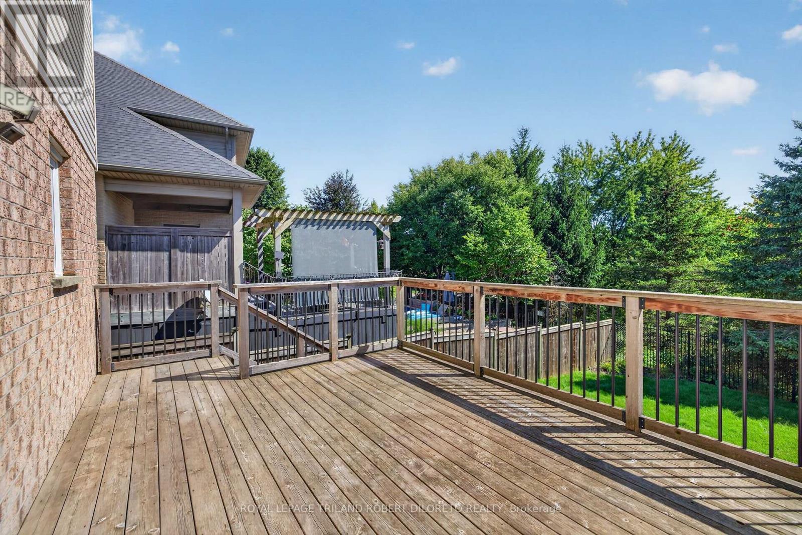 375 KINGBIRD COURT - Image 8
