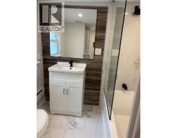 1090 Cannon Street E Unit# 2, Hamilton, ON L8L2J4 Photo 7