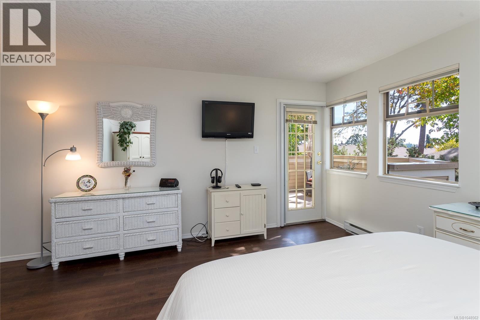 #28 909 Admirals Rd - 20