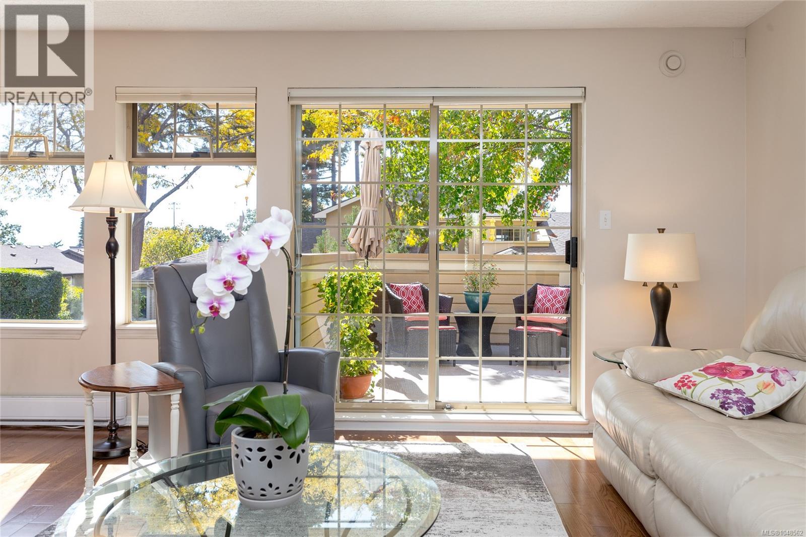 28 909 Admirals Road, Esquimalt