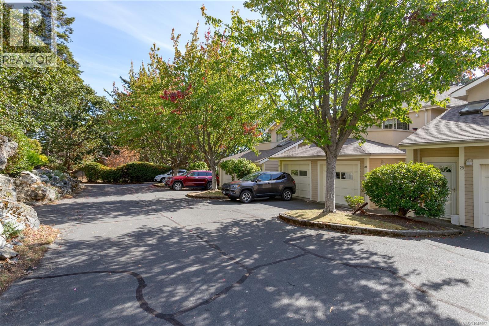28 909 Admirals Road, Esquimalt