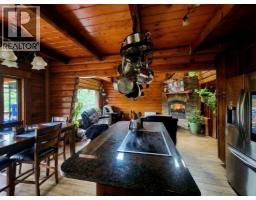 4165 43 Highway, Elkford, BC V0B1H0 Photo 17