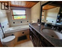4165 43 Highway, Elkford, BC V0B1H0 Photo 34