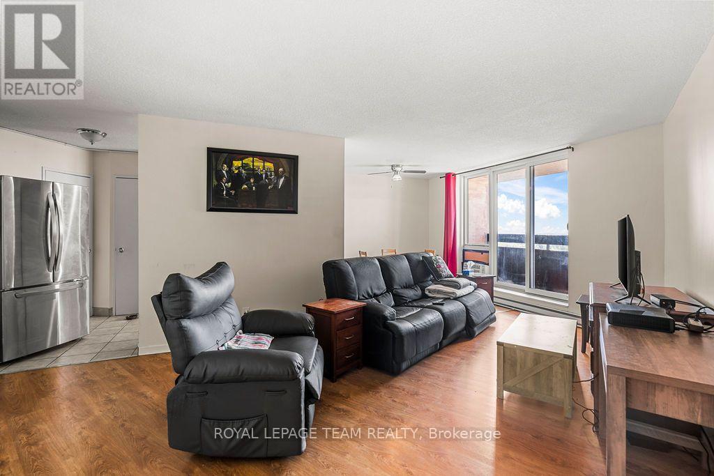 2 Bed, 1 Bath House for Sale in Ottawa – 1112 – 2000 JASMINE CRESCENT, Ottawa – MLS# X13779914 - Image 18