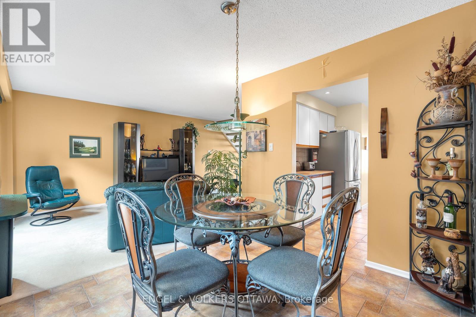 34 – 1793 AXMINSTER COURT, Ottawa. Luxury613. By Peter Sagos - Image 11