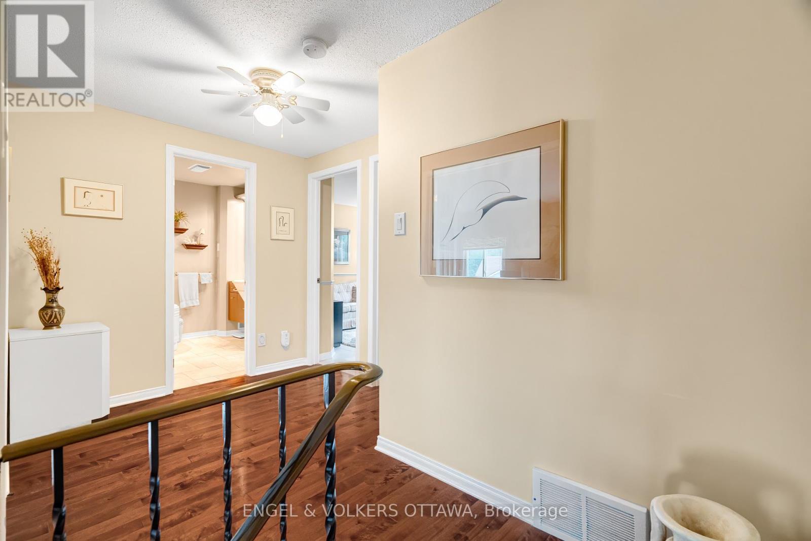34 – 1793 AXMINSTER COURT, Ottawa. Luxury613. By Peter Sagos - Image 24