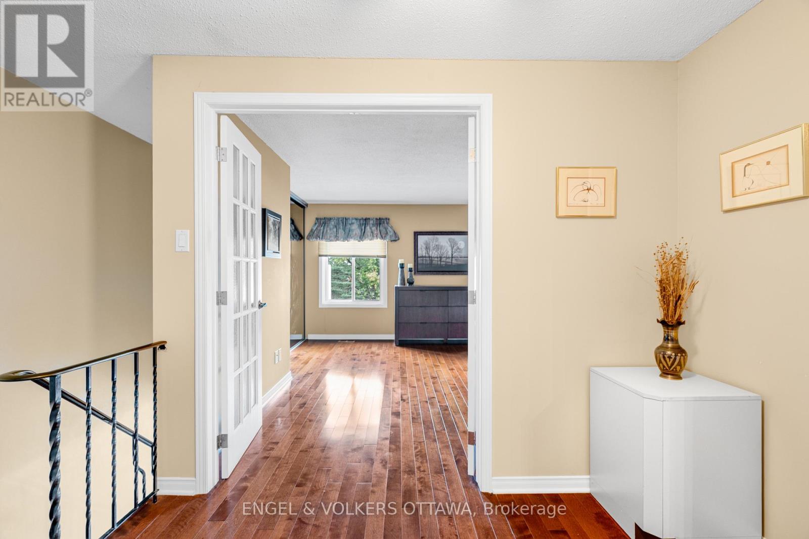 34 – 1793 AXMINSTER COURT, Ottawa. Luxury613. By Peter Sagos - Image 25