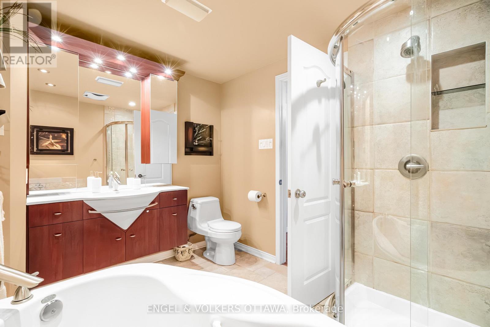 34 – 1793 AXMINSTER COURT, Ottawa. Luxury613. By Peter Sagos - Image 37