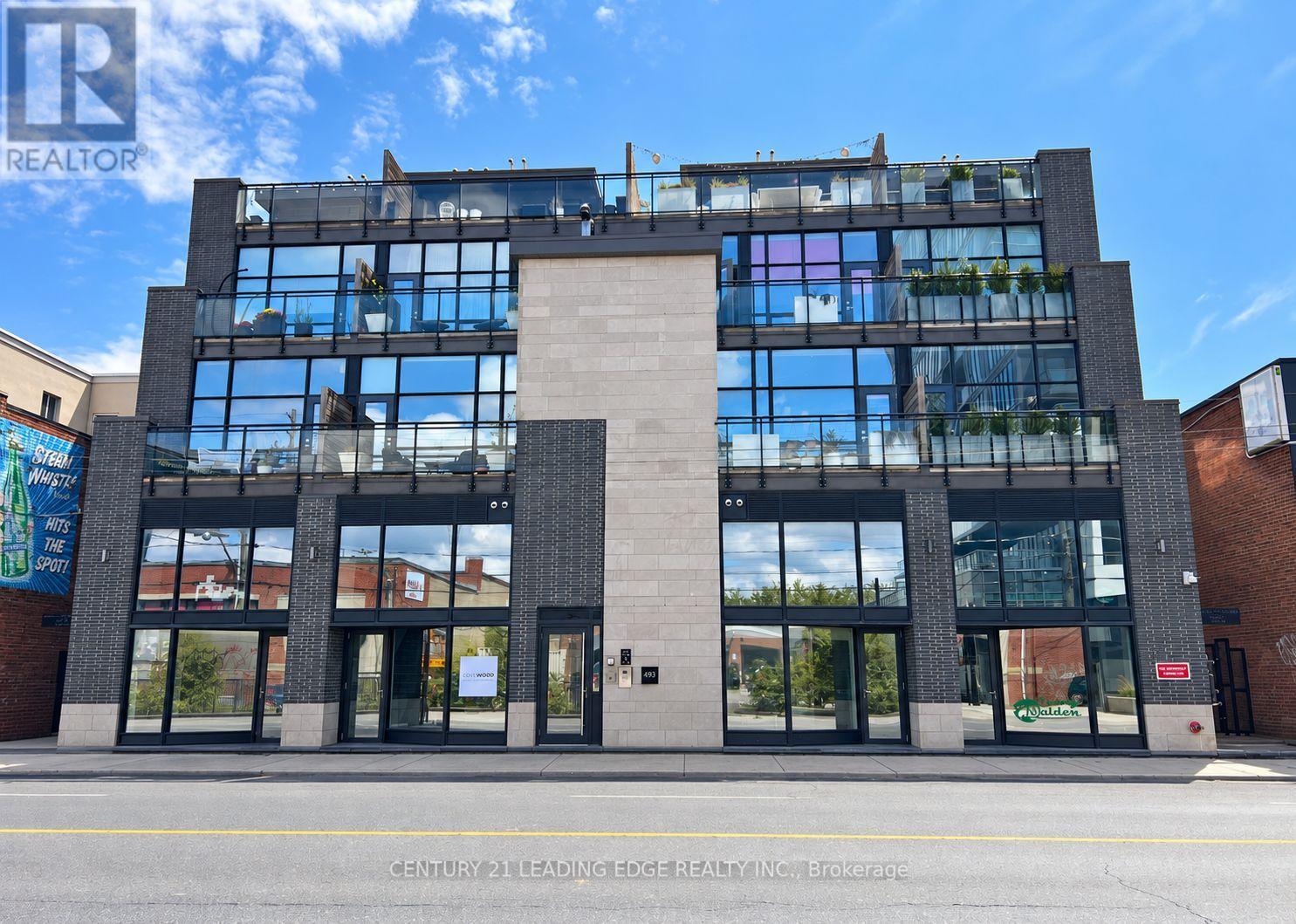 Photo of 483 Dupont Street
