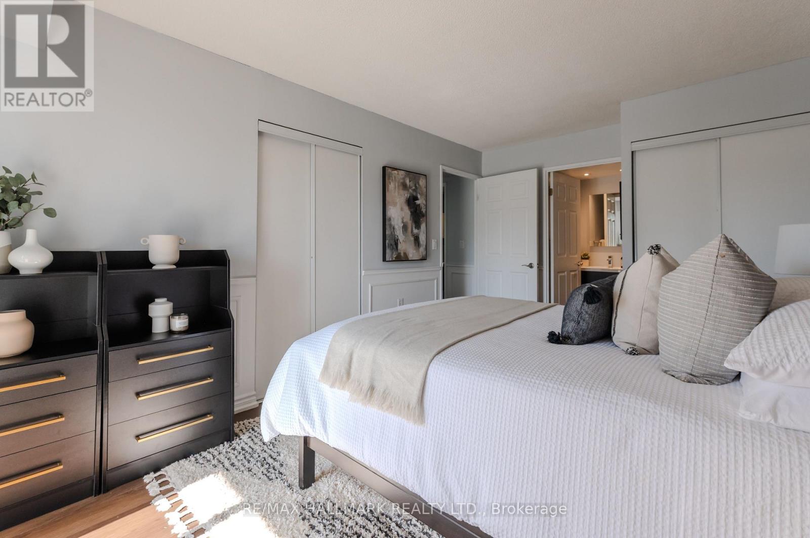 #308 906 SHEPPARD AVENUE W - 13