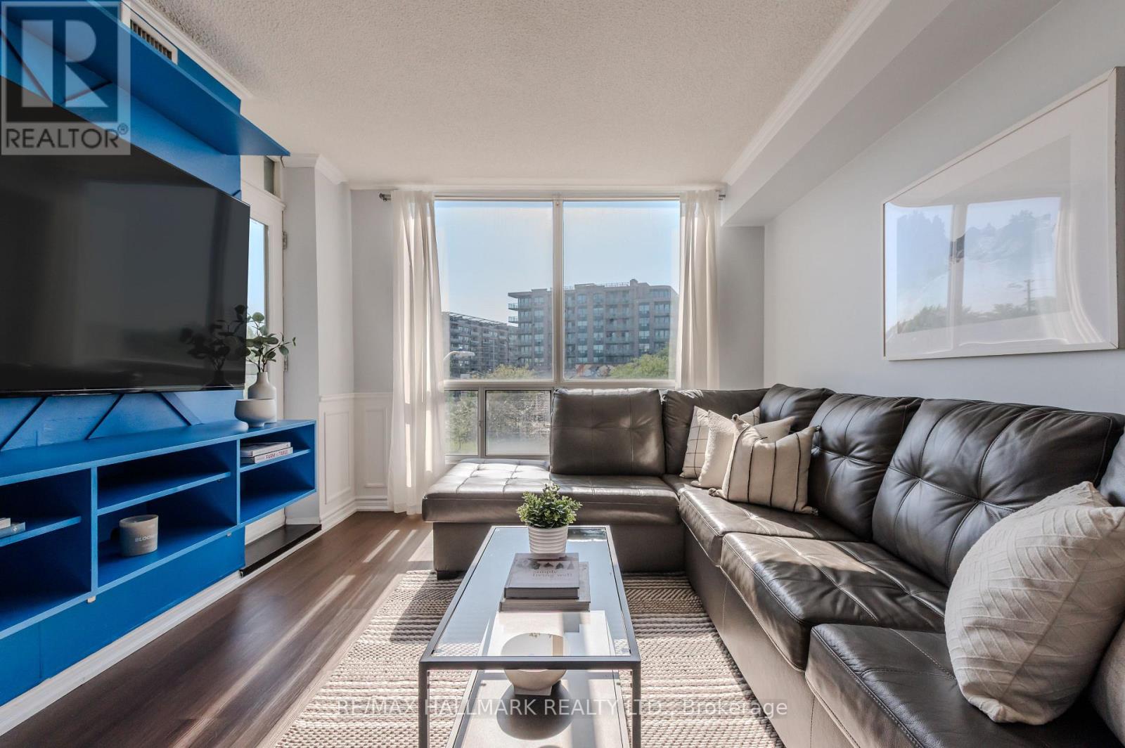 #308 906 SHEPPARD AVENUE W - 2