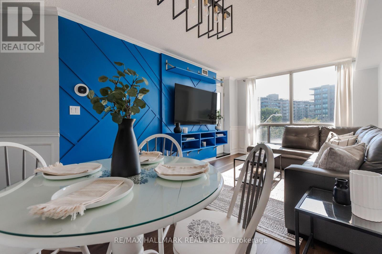 #308 906 SHEPPARD AVENUE W - 5