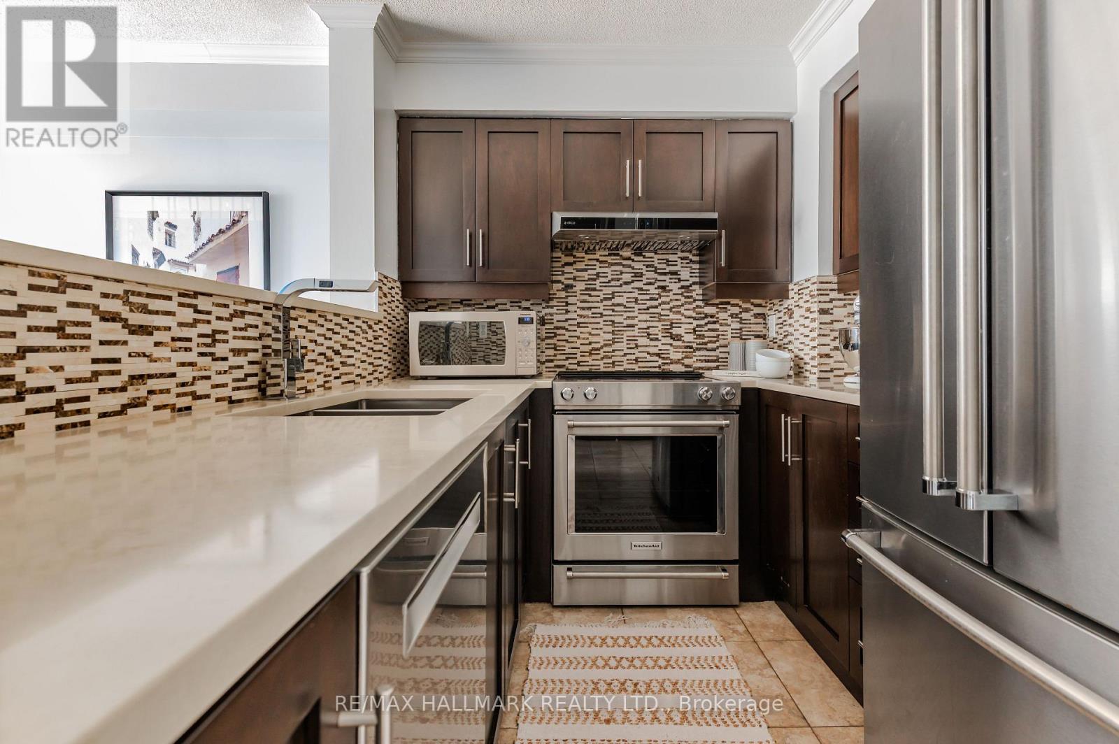 #308 906 SHEPPARD AVENUE W - 8