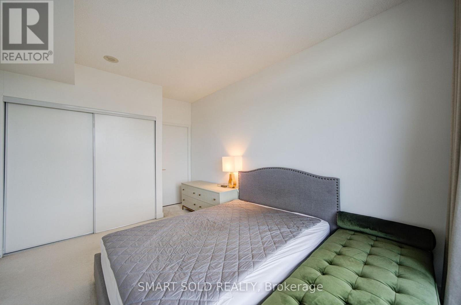 #3208 121 MCMAHON DRIVE - Image 20