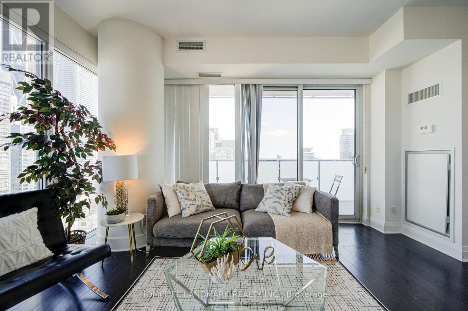 #3410 1080 BAY STREET - 15