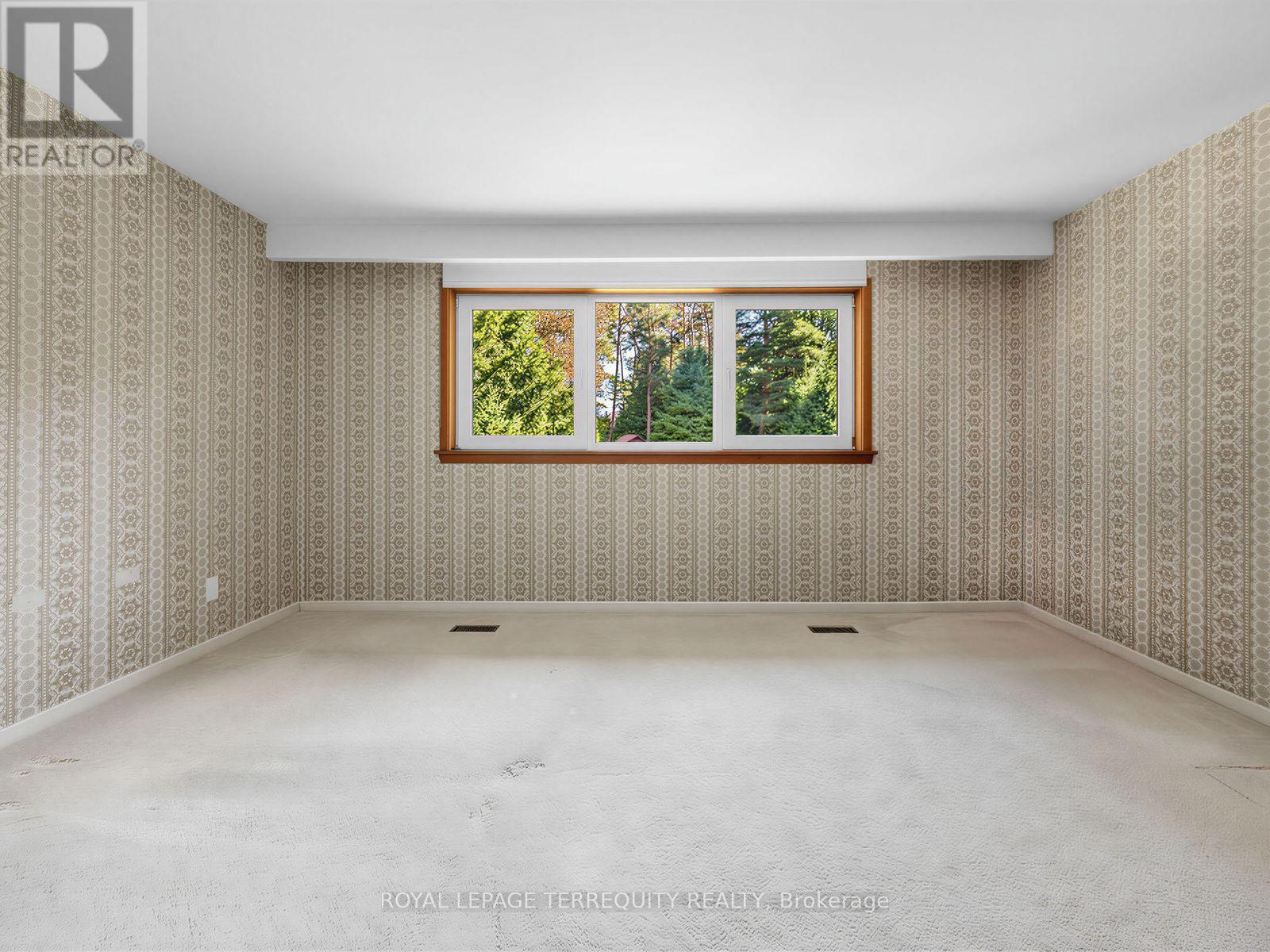 43 ZAPH AVENUE - 26